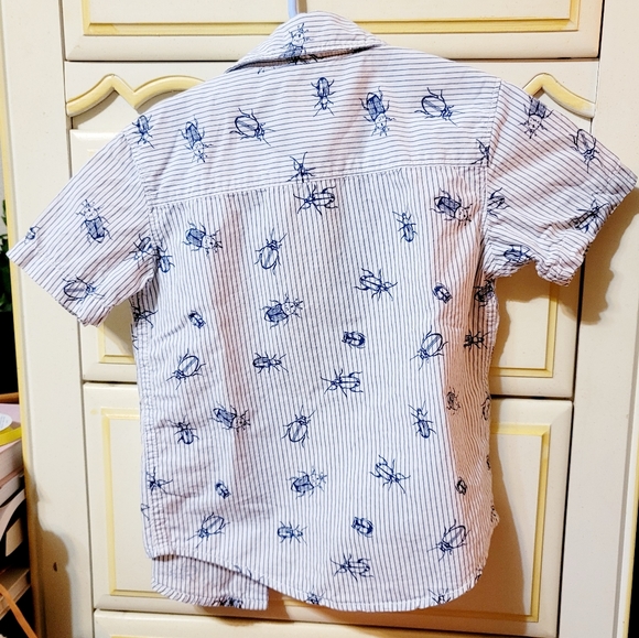Carter's 3T button up bug shirt - Picture 2 of 3